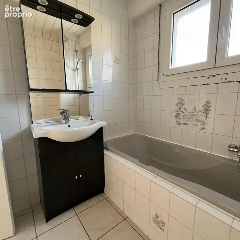 Appartement 3 pièces 65 m² à vendre à Saint-Louis (68300) - photo 8