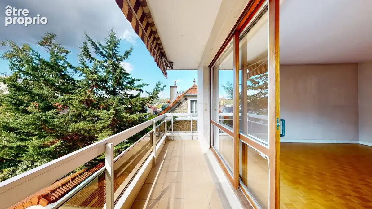 Photo Appartement à Le Plessis-Robinson au prix de 285 000€