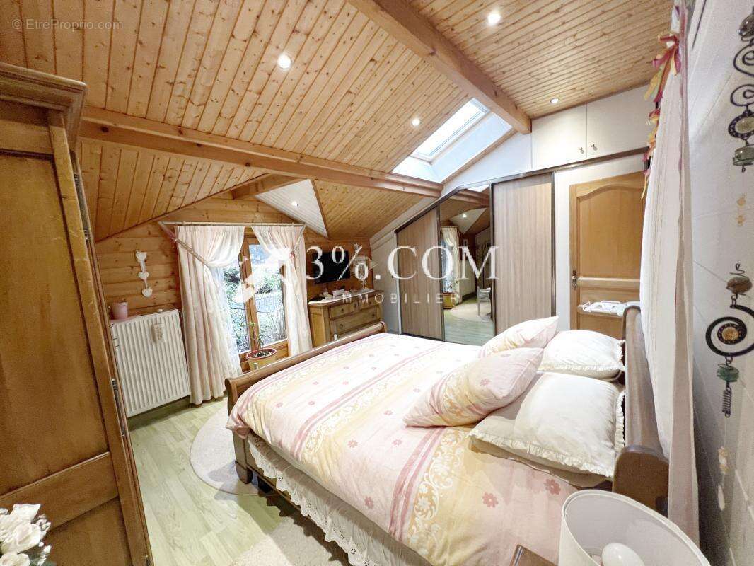 Maison à SAINT-MAURICE-SUR-MOSELLE