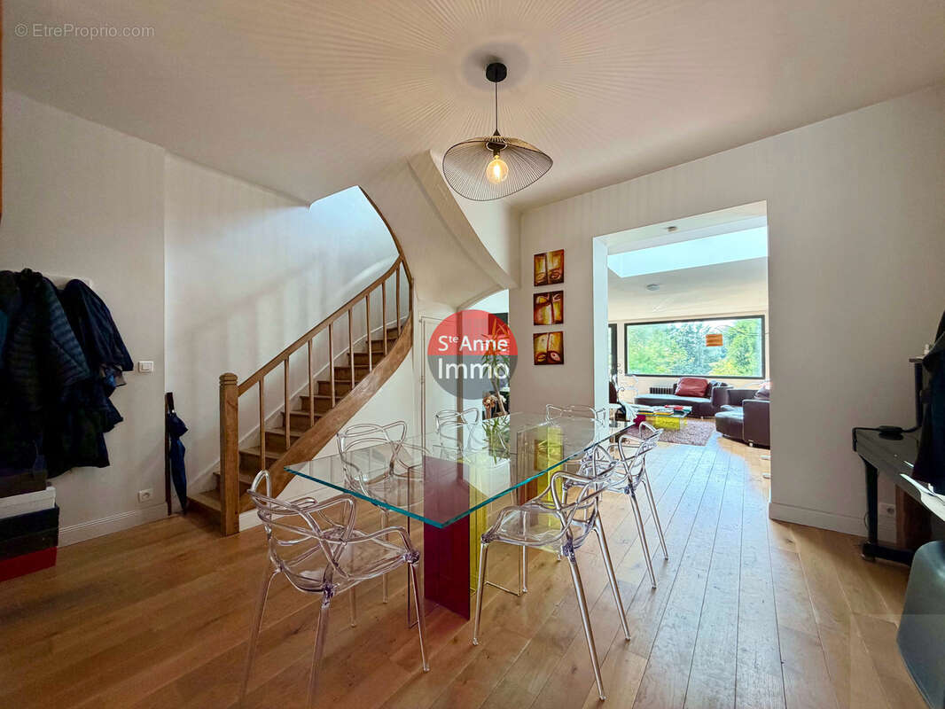 Amiens - henriville - maison 164m2 - 4 chambres - jardin - terrasse - photo 3