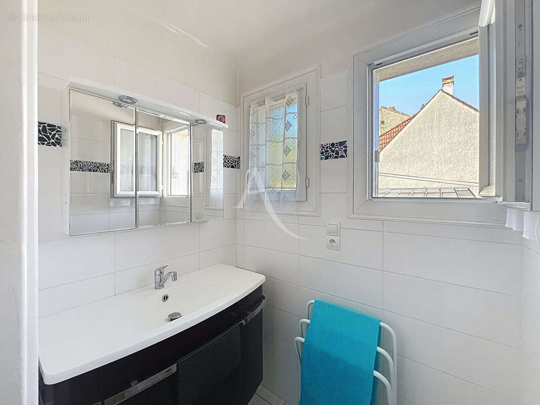 Maison à LIVRY-GARGAN