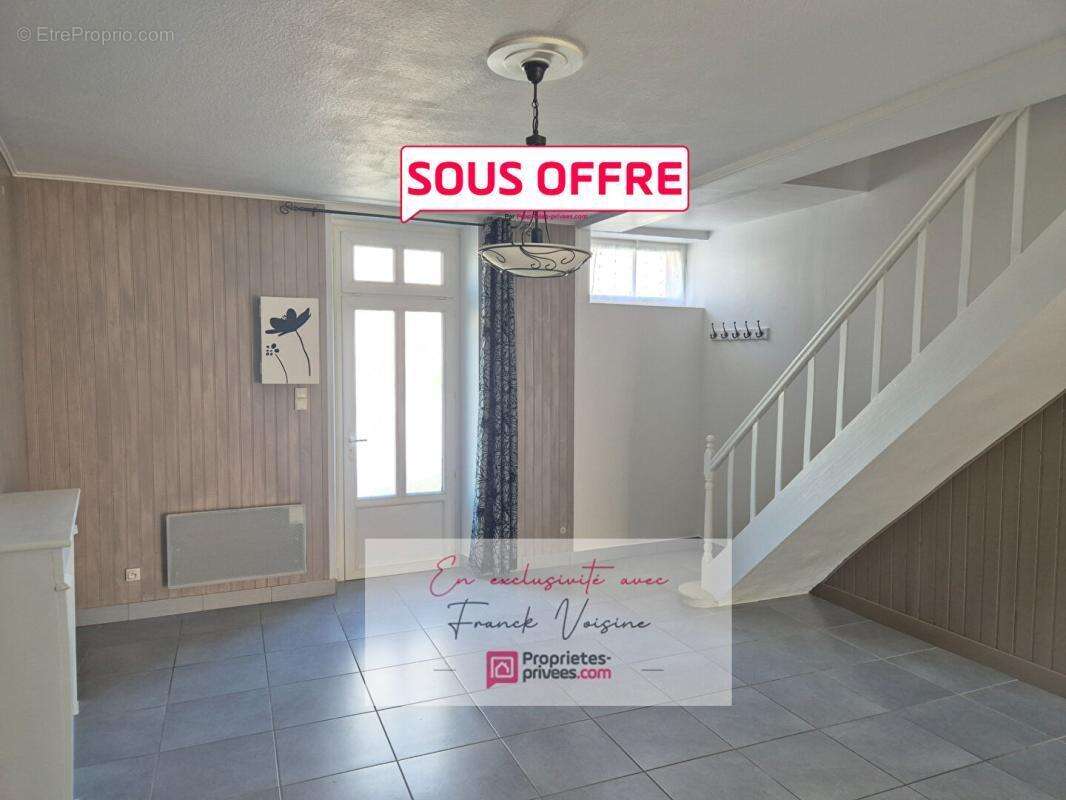 Maison à LES HERBIERS