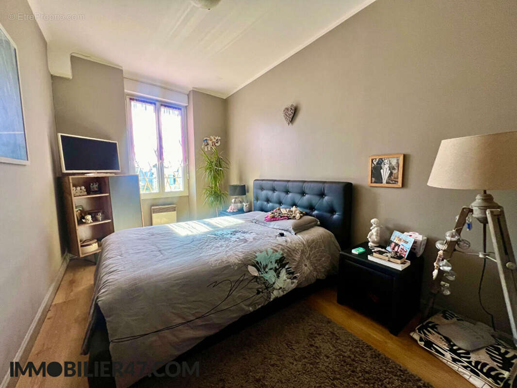 Appartement à SAINTE-LIVRADE-SUR-LOT