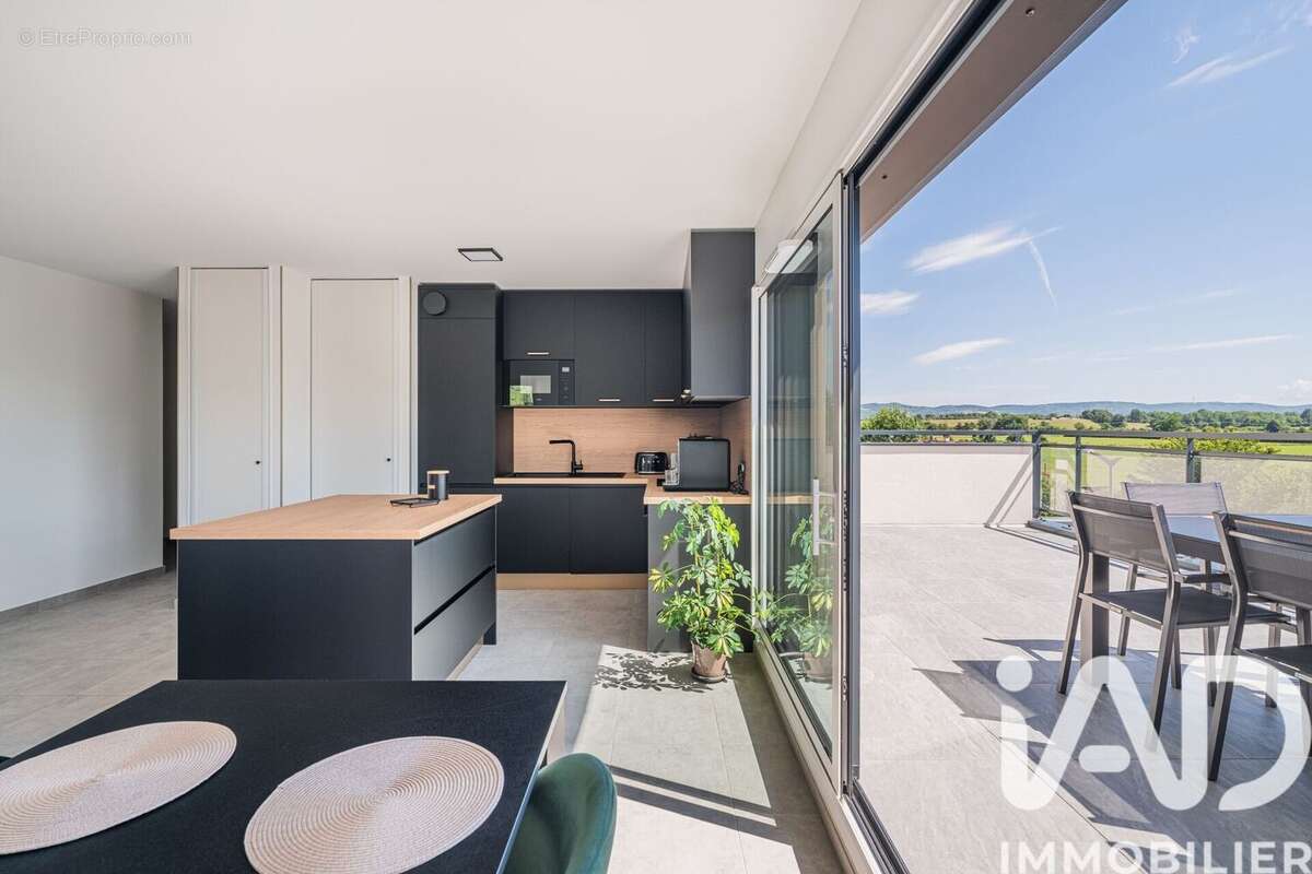 Photo 2 - Appartement à SILLANS