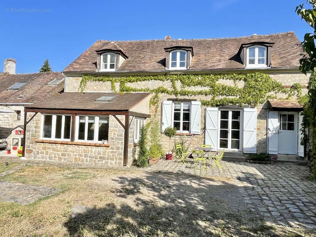 Maison 132 m² à Noisy-Sur-Ecole  - photo 15