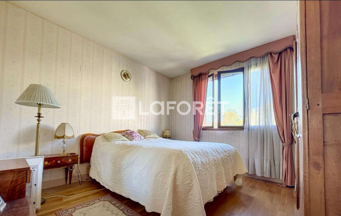 Maison à LE PLESSIS-TREVISE