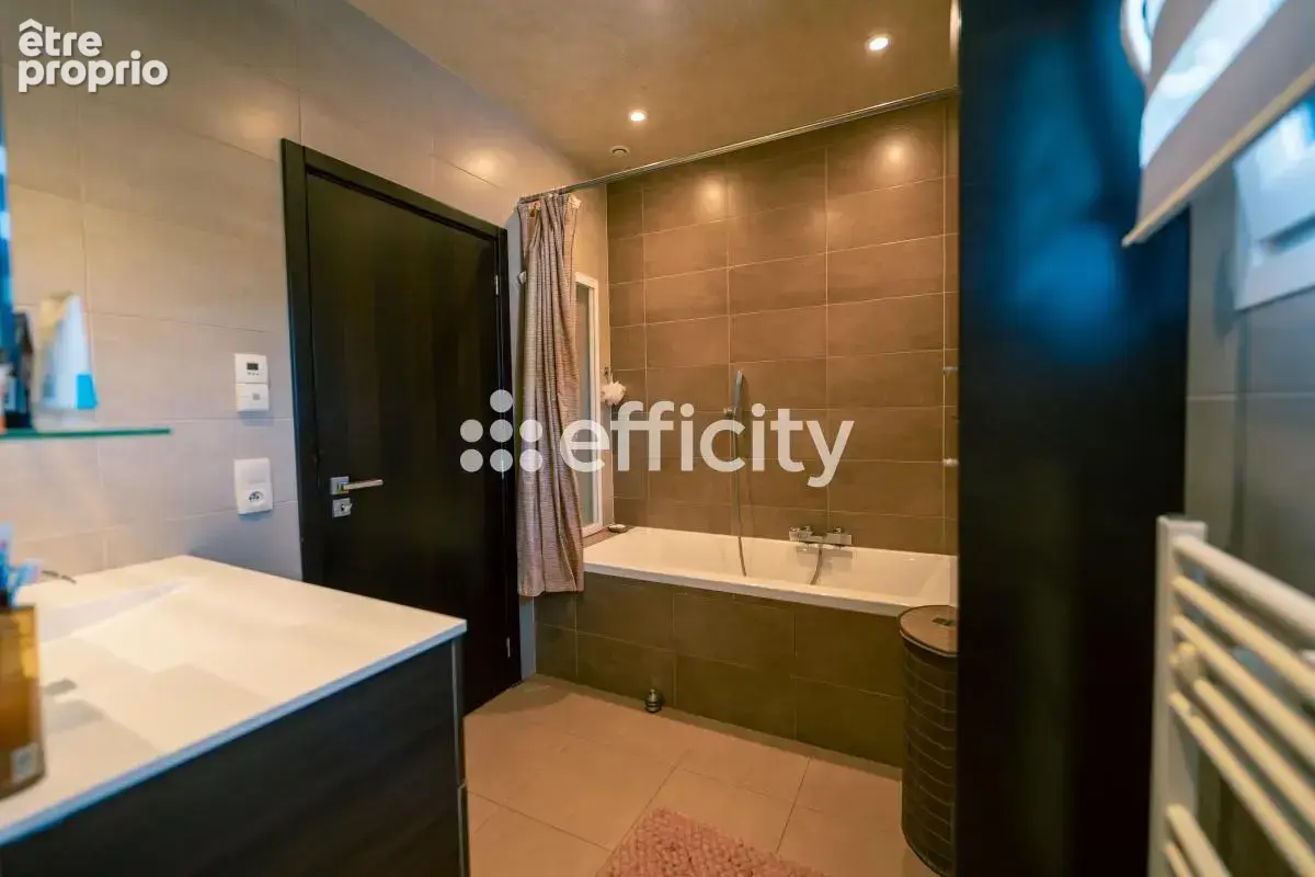 Maison 175 m² à Bossey  - photo 10