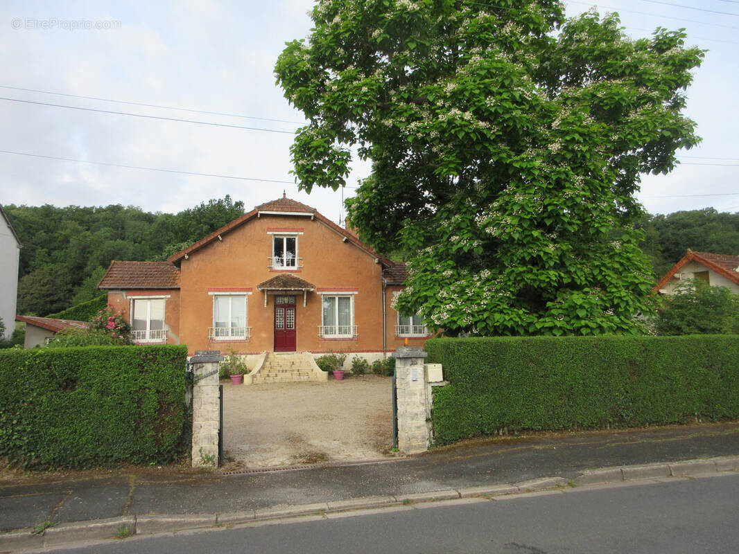 Maison à ARGENTON-SUR-CREUSE