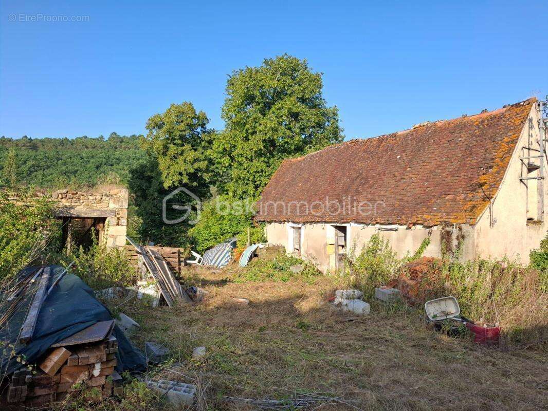 Maison à rénover avec dépendances - photo 19