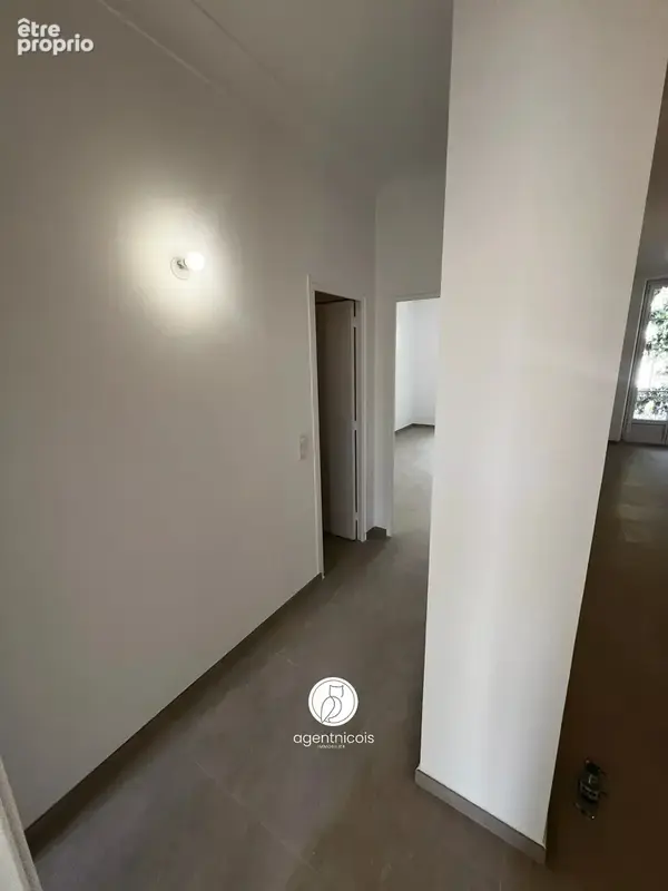 Cannes // centre ville : 3 pièces / vendu loué / très bon état / climatisé / balcon / bd carnot - photo 10