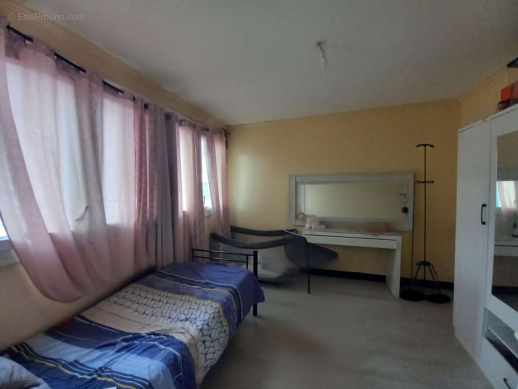 Appartement à MARSEILLE-14E