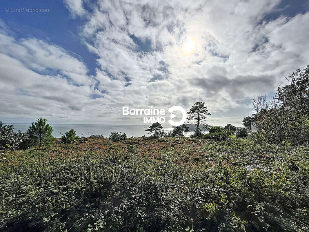Terrain à CROZON