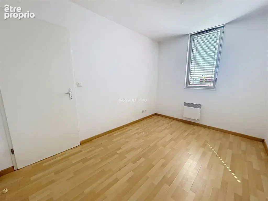 Appartement t2 au dernier etage, lumineux, au calme et traversant - photo 5