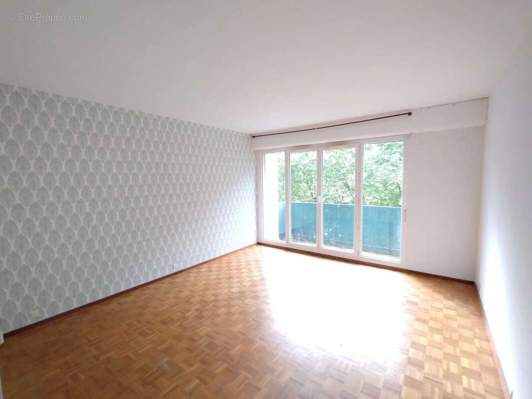 Appartement à AUBERGENVILLE