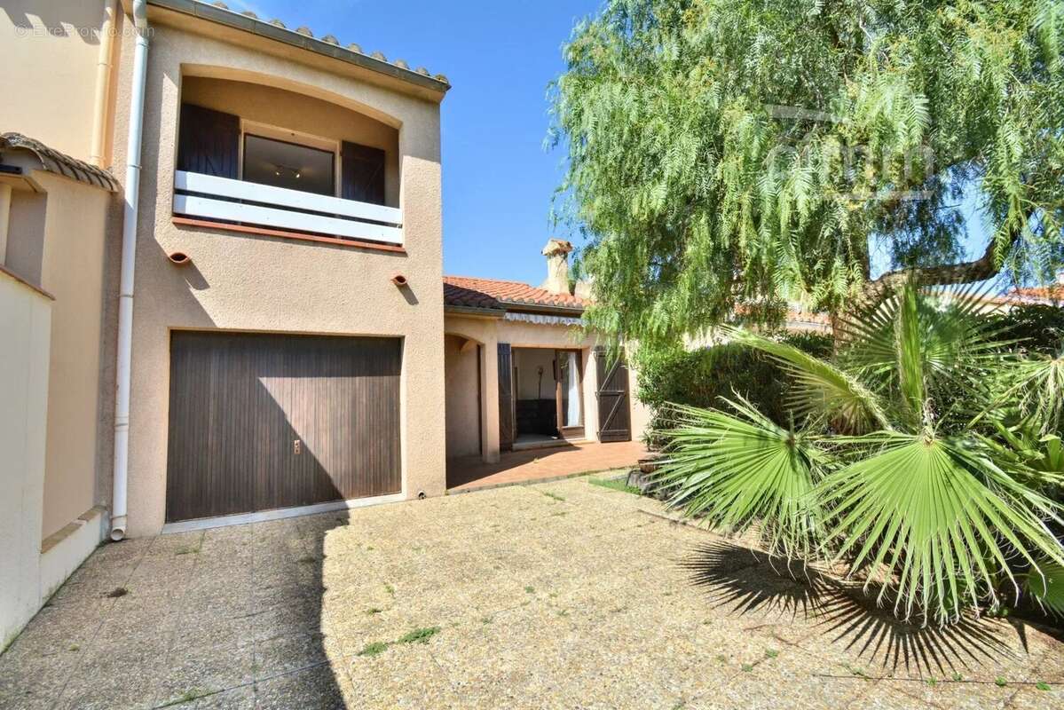 Maison à SAINT-CYPRIEN