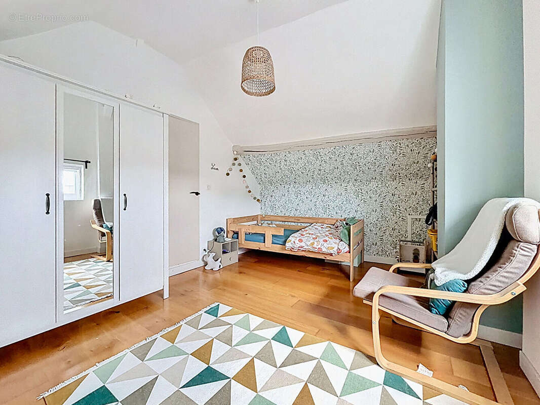 Maison à FRESNAY-LE-GILMERT