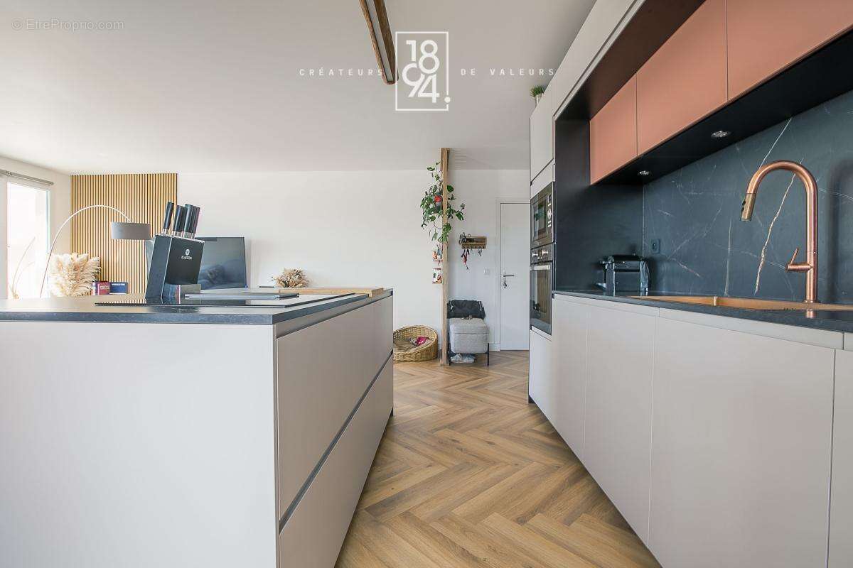 Appartement à MARSEILLE-16E