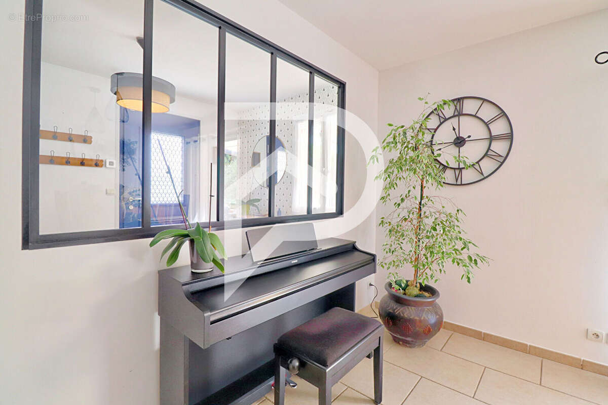 Maison à GREOUX-LES-BAINS