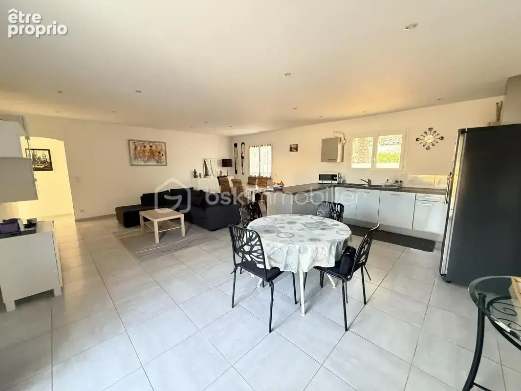 Villa T4 avec terrain piscinable exposé plein Sud - photo 2