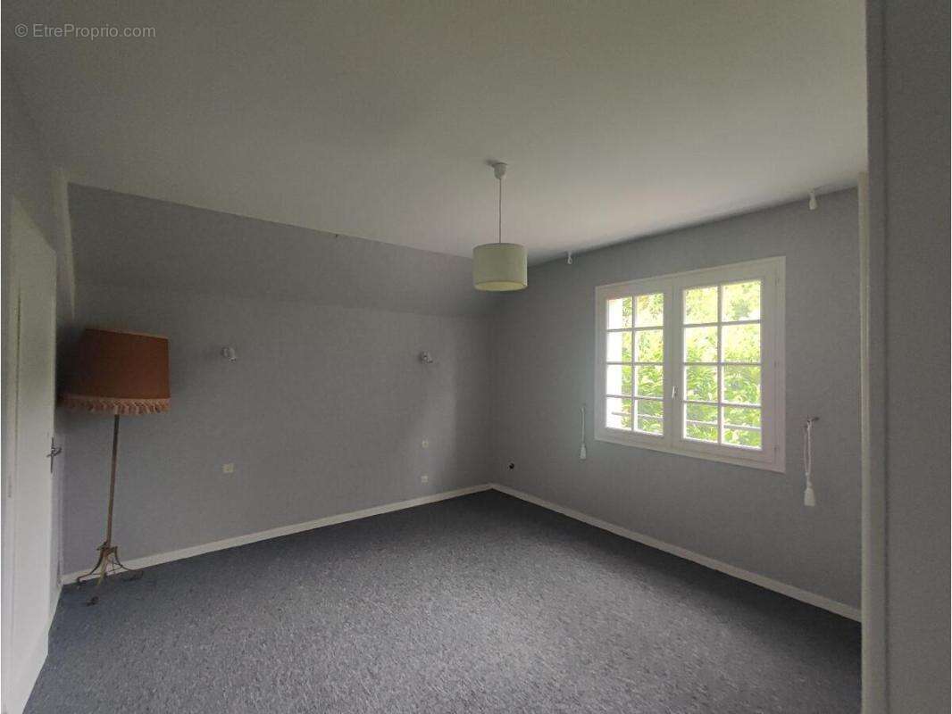 Maison 140 m² à Valframbert  - photo 19