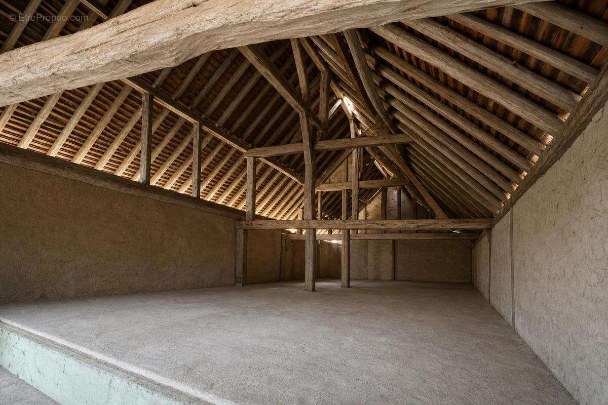Maison à LAVAU