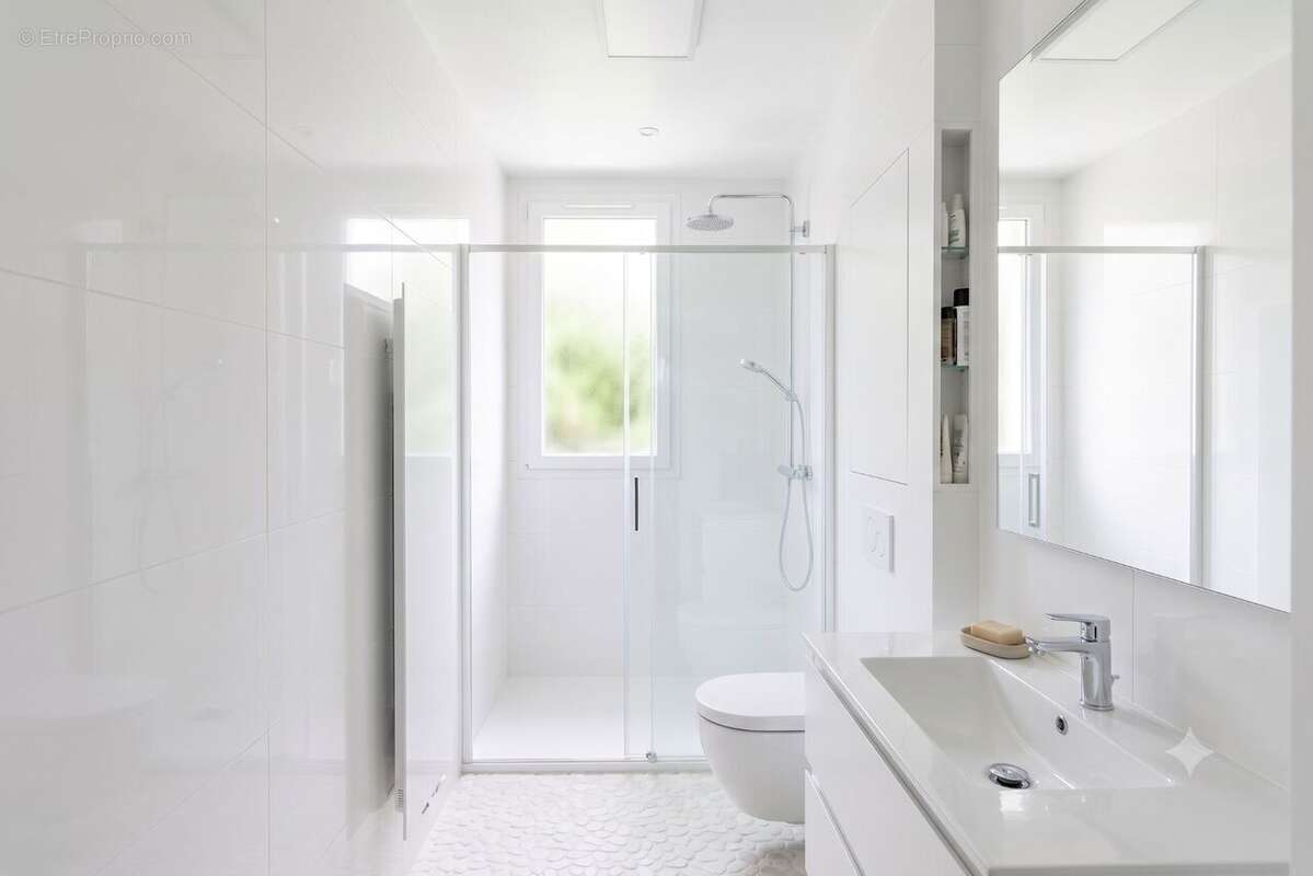 Appartement 60 m² à Saint-Maur-Des-Fosses  - photo 6