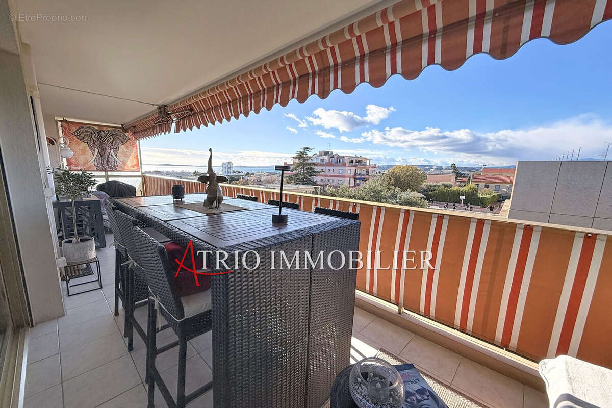 Appartement à SAINT-LAURENT-DU-VAR