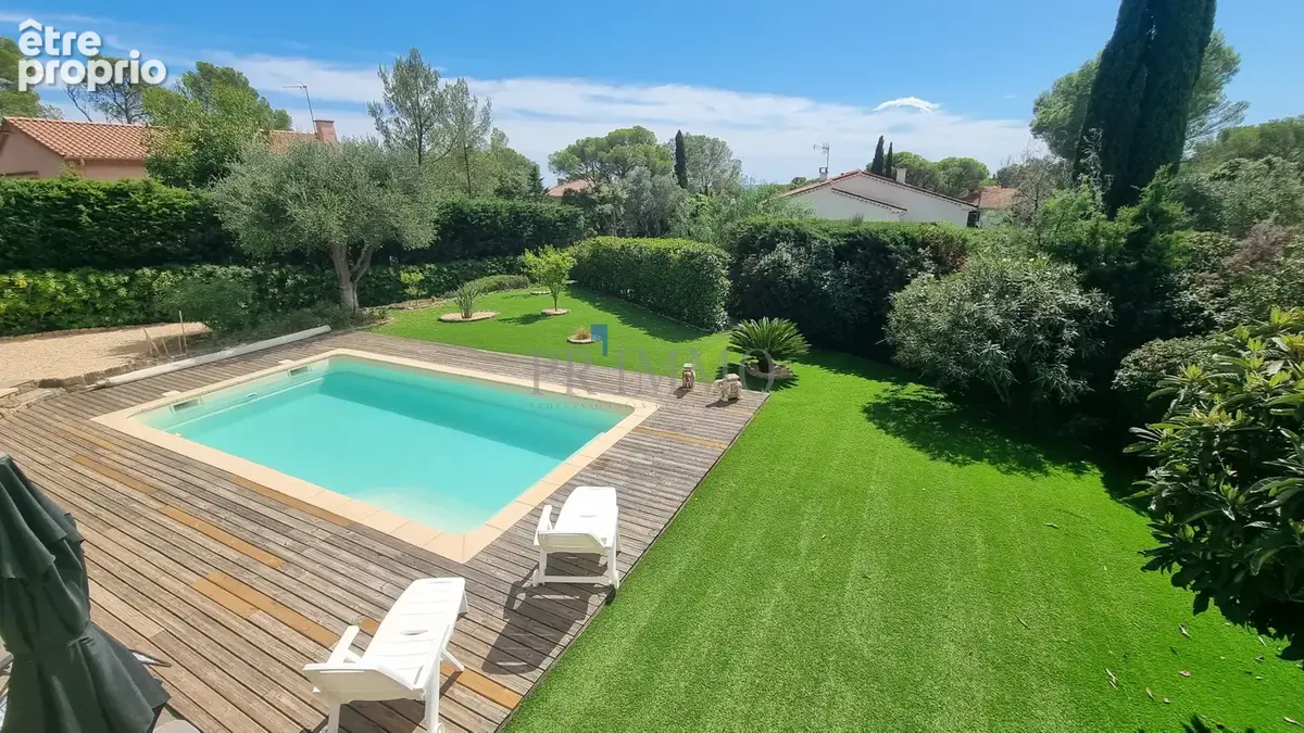 BOULOURIS   Villa au calme, piscine chauffée et vue mer - photo 11