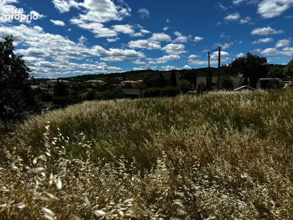 Terrain à SAINT-SERNIN