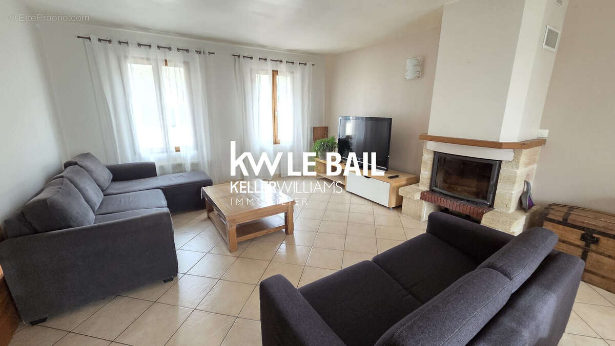 Maison 129 m² à Auvers-Sur-Oise  - photo 2