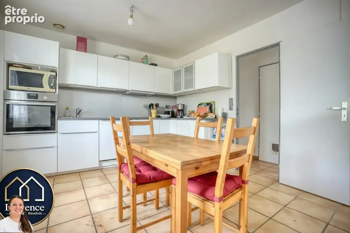 Maison 142 m² à Coulombs  - photo 6