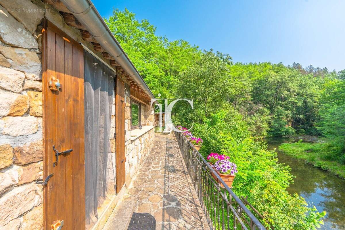 Moulin du xviiieme 324m² habitables 5,7ha de terrain - photo 26