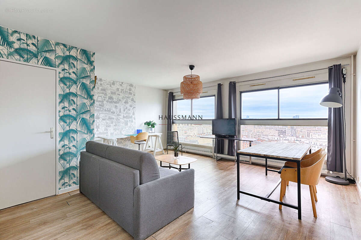 Appartement à PARIS-15E