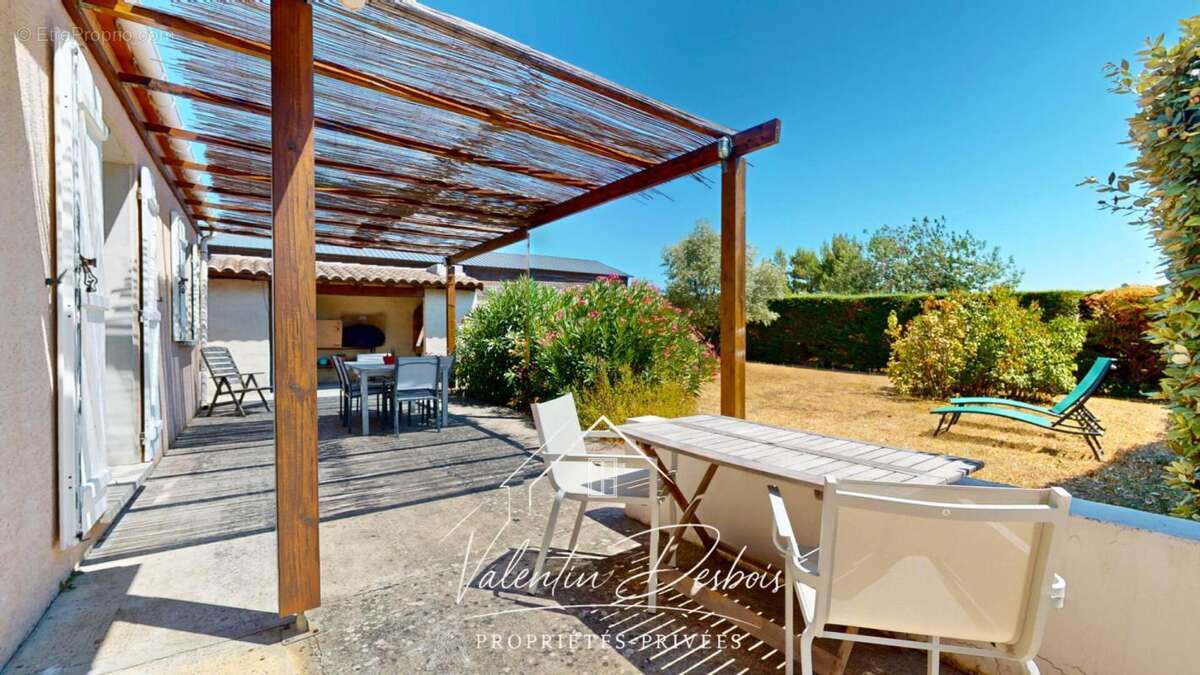 Villemoustaussou - maison t4 - terrain - fond impasse - photo 12