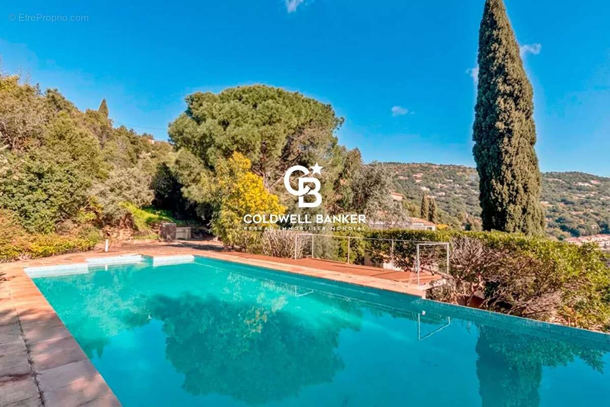 Maison à RAYOL-CANADEL-SUR-MER