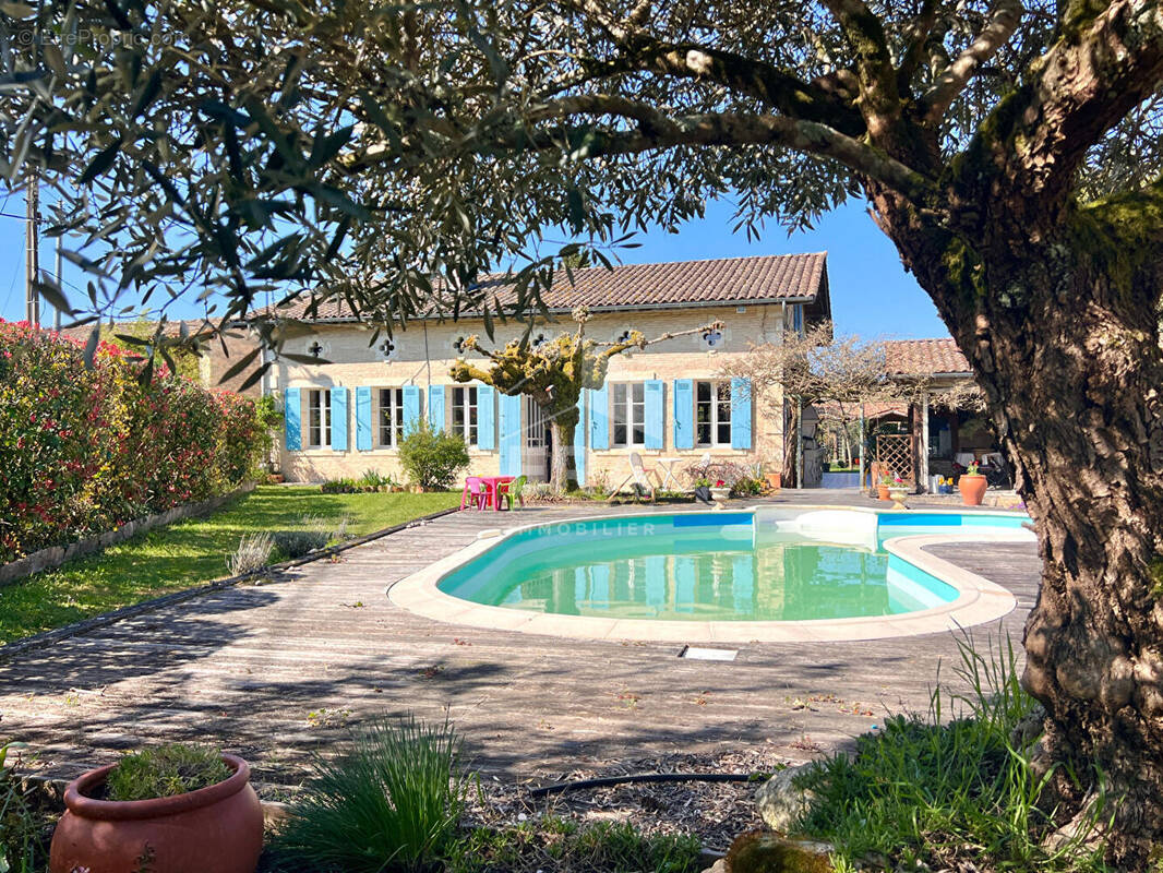 Maison à LE BARP