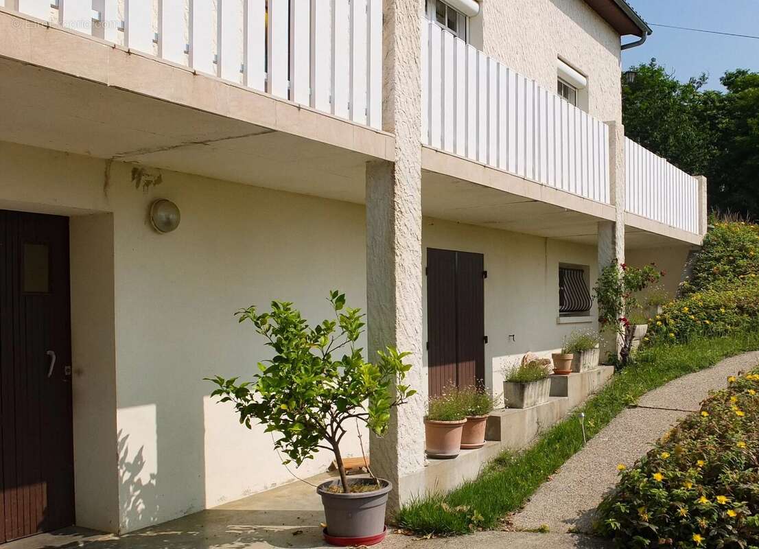 Maison familiale, à deux pas du centre-ville - photo 10