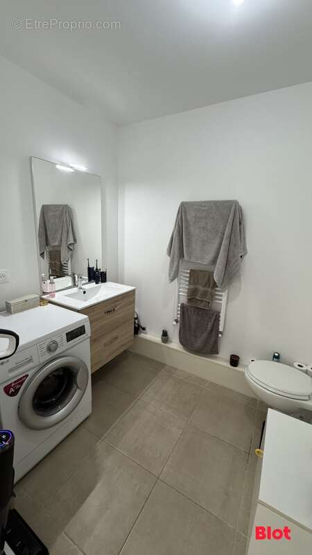 Appartement à LIFFRE