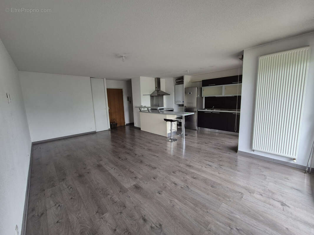 Appartement à VETRAZ-MONTHOUX