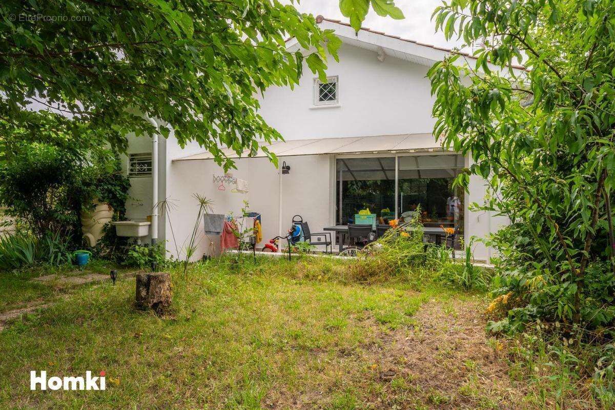 Maison rénovée de 125 m² avec jardin arboré – au calme, au cœur des universités et des transports - photo 13