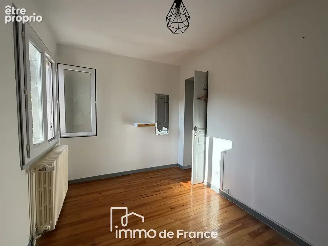 Maison T5 avec cour,jardinet et garage-EXCLUSIVITE - photo 4