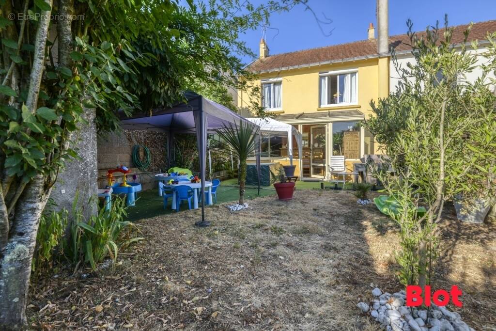 Maison à NANTES