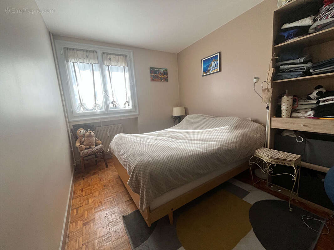 Appartement à VEYNES