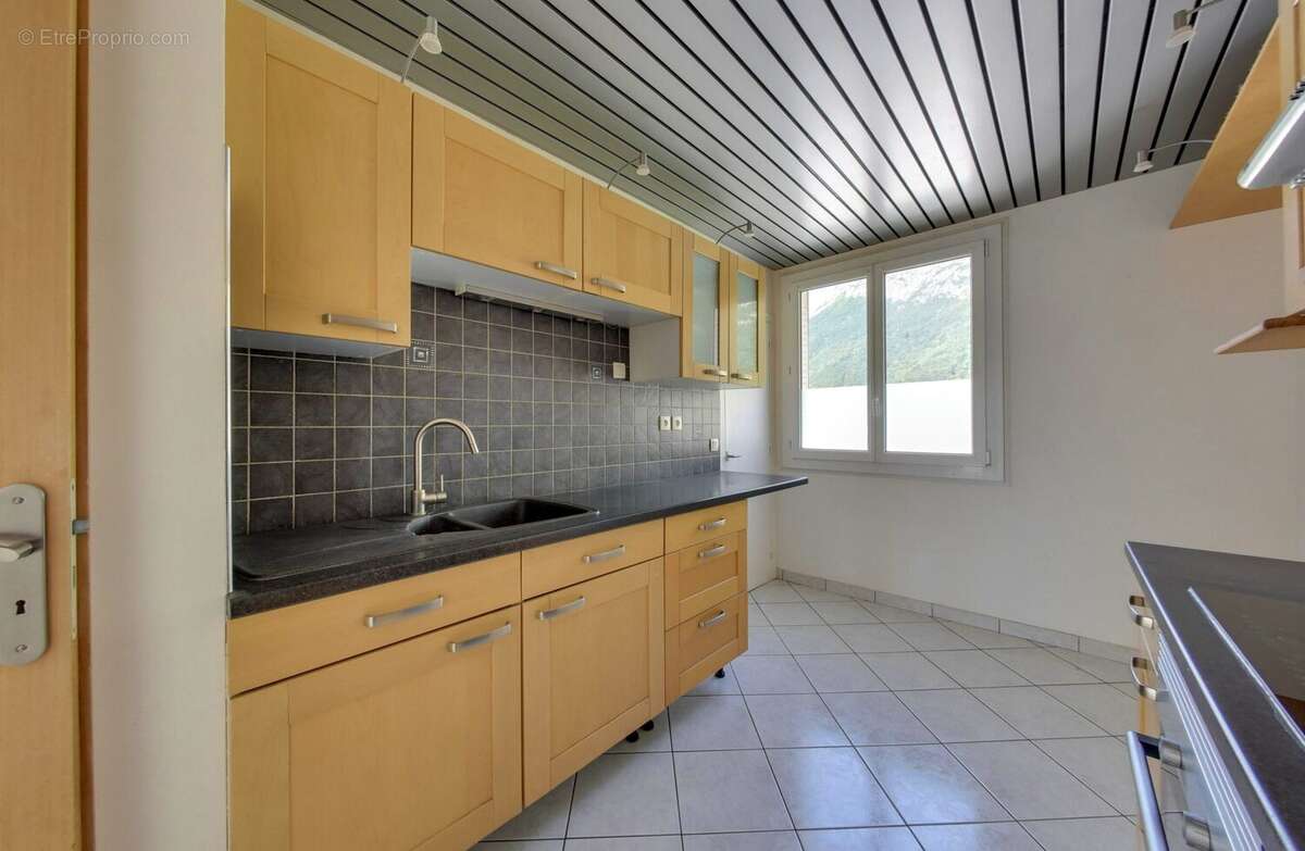 Appartement à SAINT-EGREVE