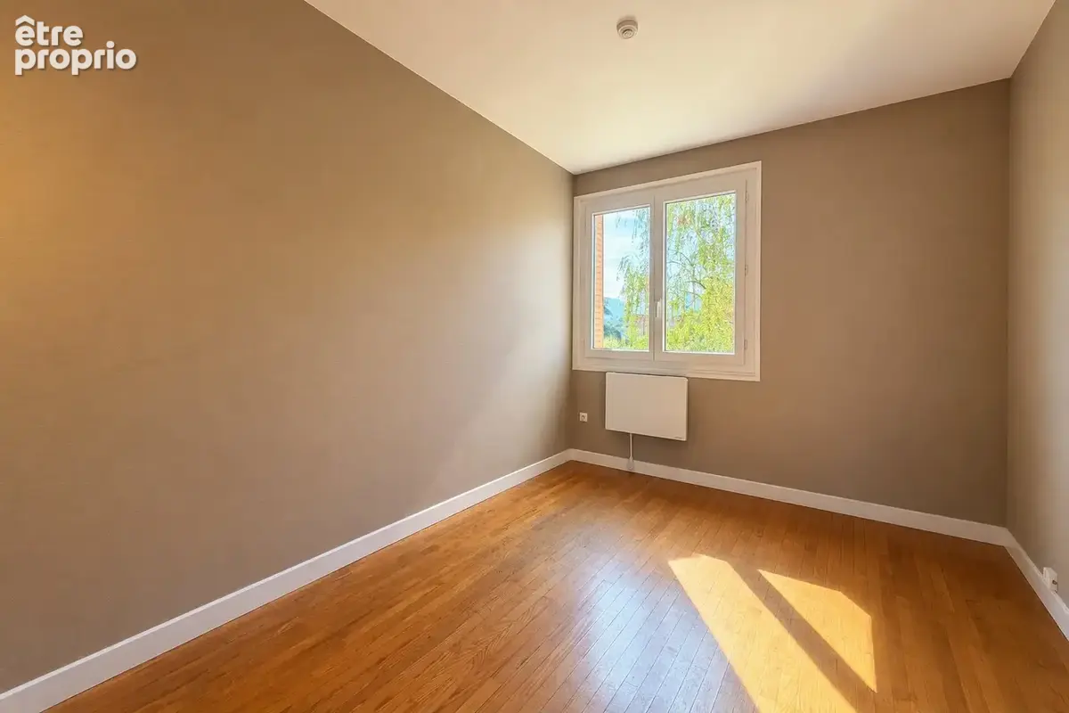 CRAN-GEVRIER  Un T3 agréable avec balcon, à découvrir ! - photo 8