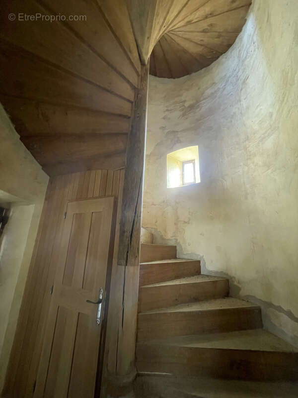 Maison à CONLIE