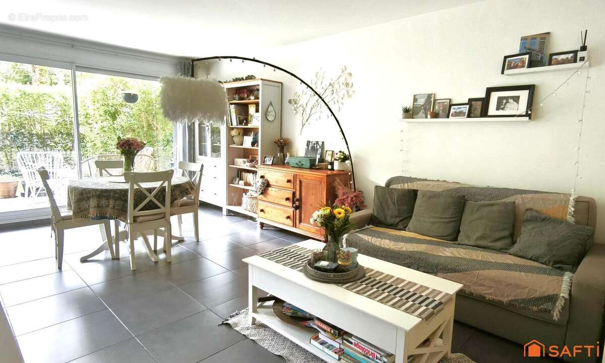 Photo 2 - Appartement à L'ETANG-LA-VILLE