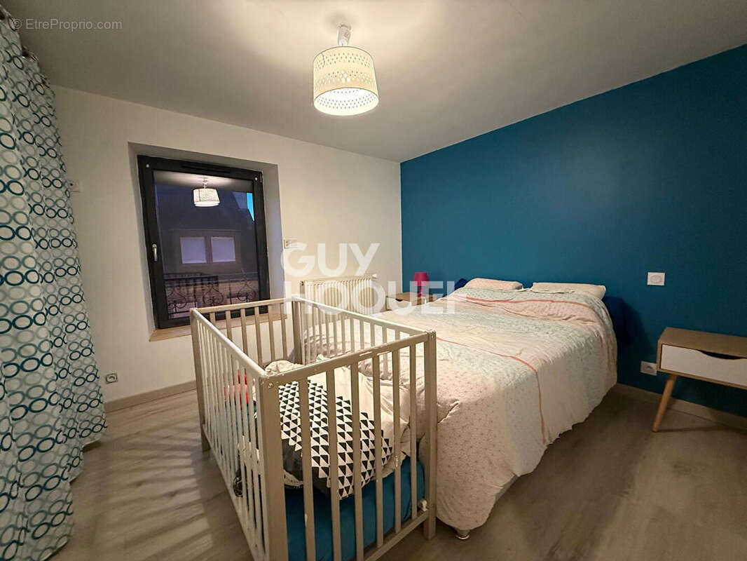 Maison à PONTAUBAULT