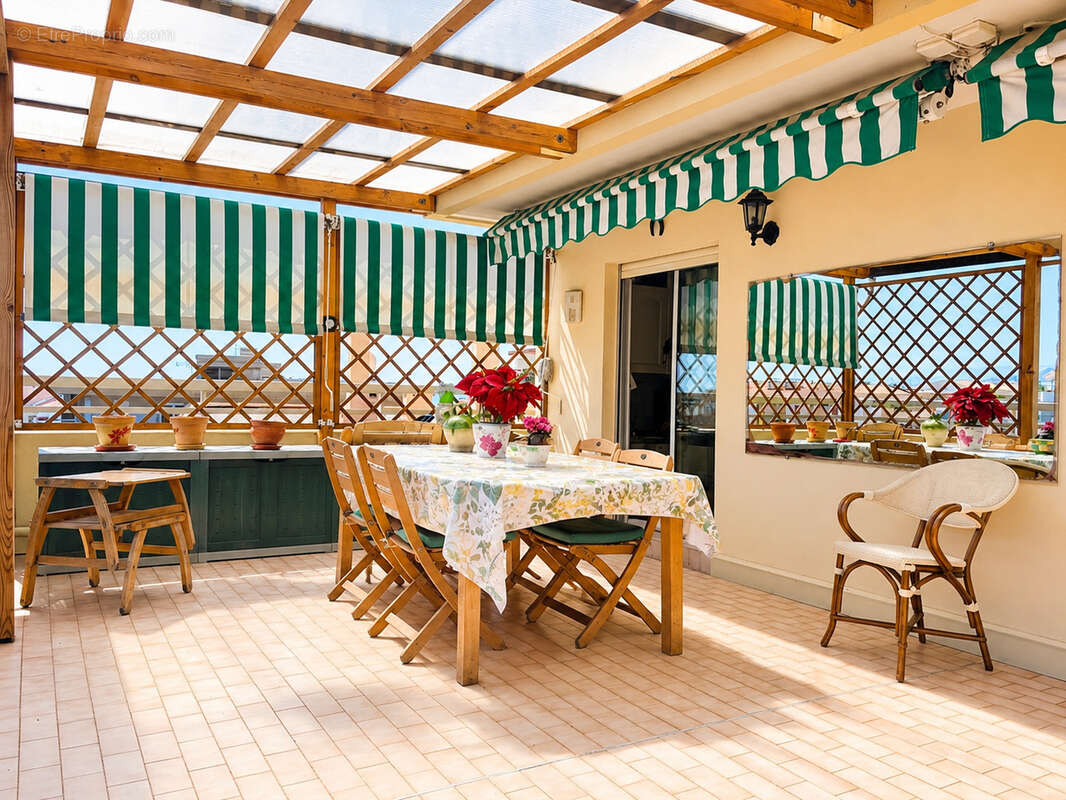 Appartement à ROQUEBRUNE-CAP-MARTIN