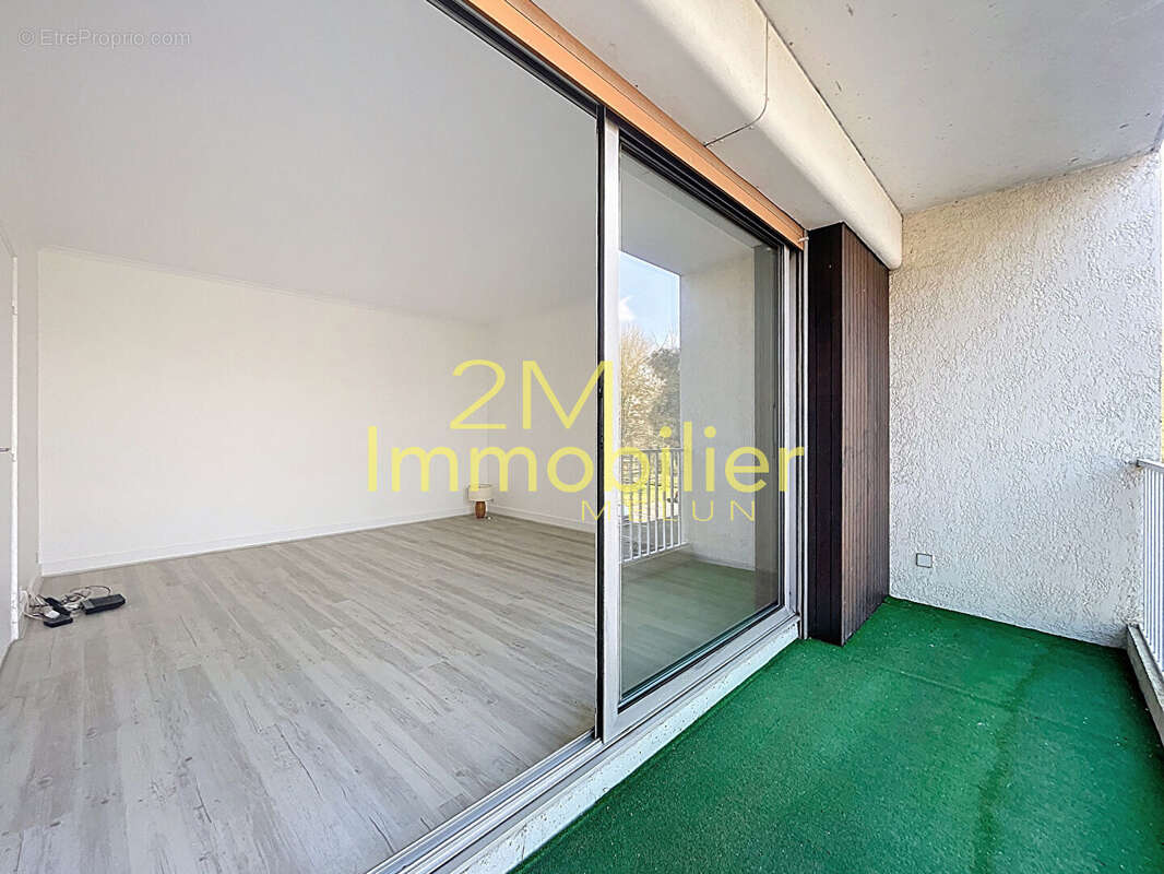 Appartement à VAUX-LE-PENIL
